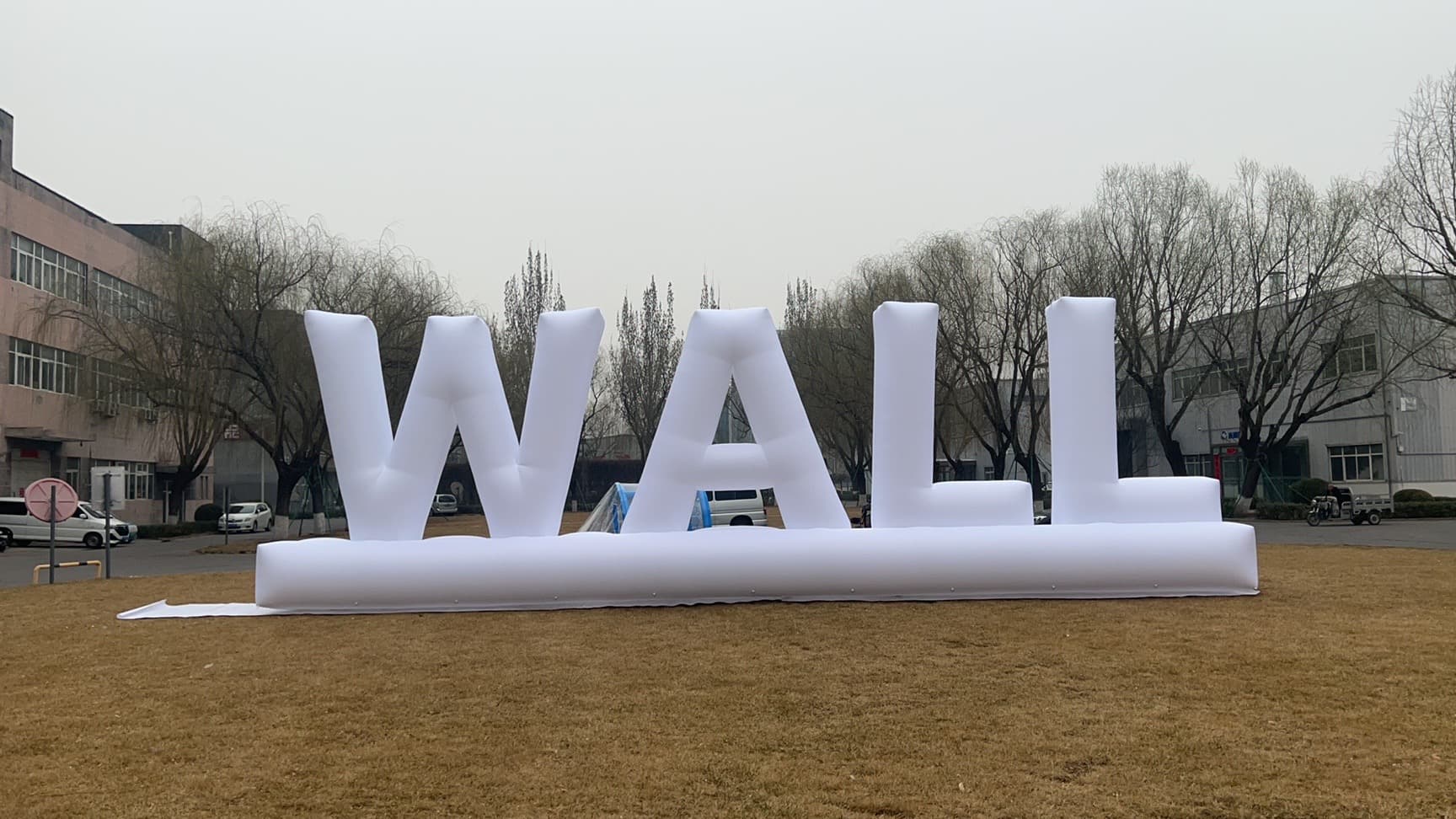 Custom Giant Inflatable Letters & Sign